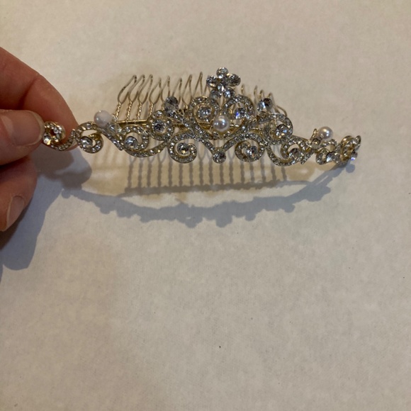 ALLURE COUTURE CLASSIC WEDDING GOWN - Picture 7 of 8